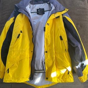 Men’s Medium Helly Hansen Coat